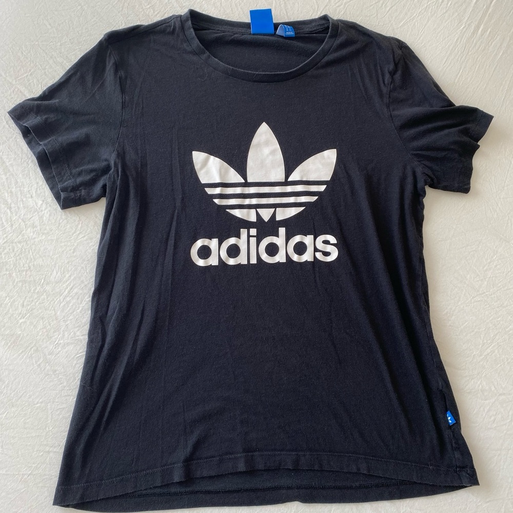 Adidas T-shirt